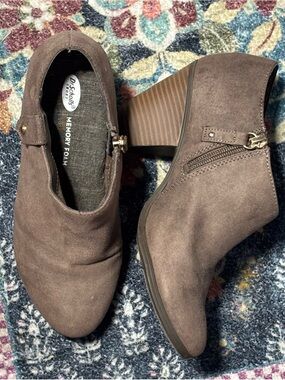 Dr. Scholl's Taupe Suede Block Heel Ankle Booties